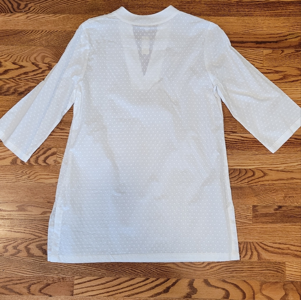 NWT Talbots White tunic, v-neck top size M